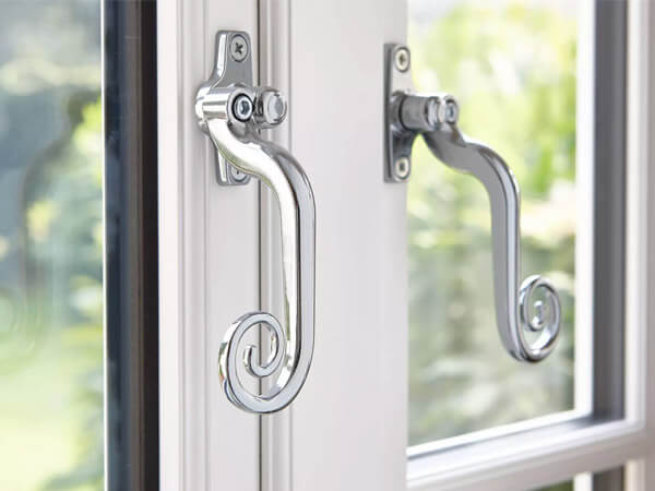 Monkeytail window handles